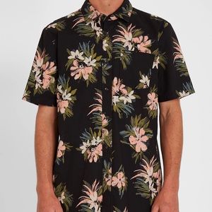 Volcom floral short sleeve shirt - SIZE SM
